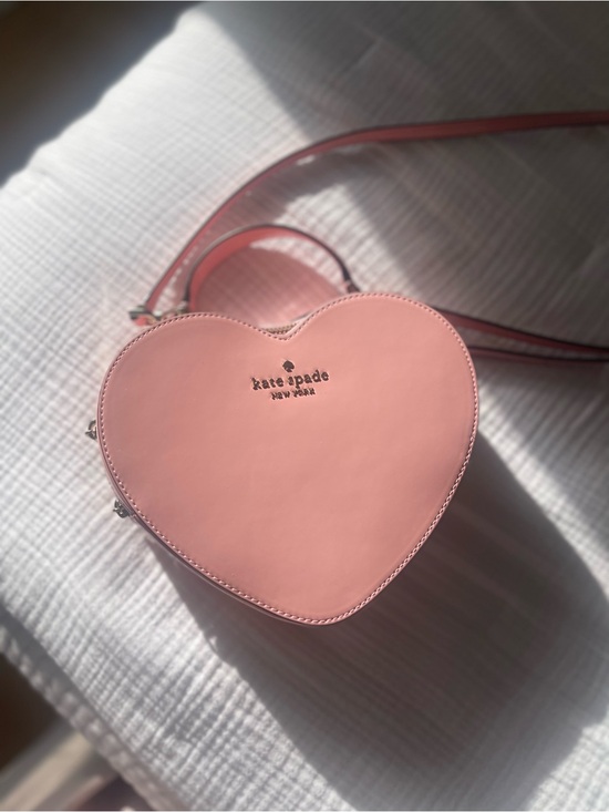 kate spade Handbags - kate spade blush pink heart-shaped crossbody bag